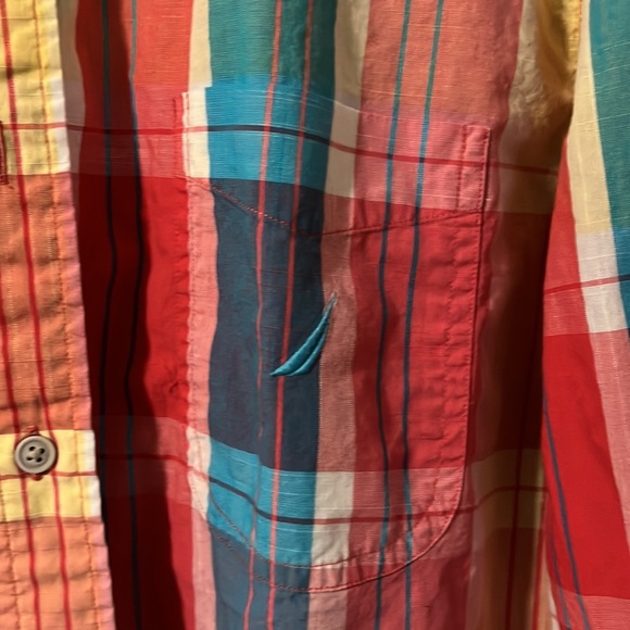 Nautica button down shirt like new classic fit - Picture 5 of 7